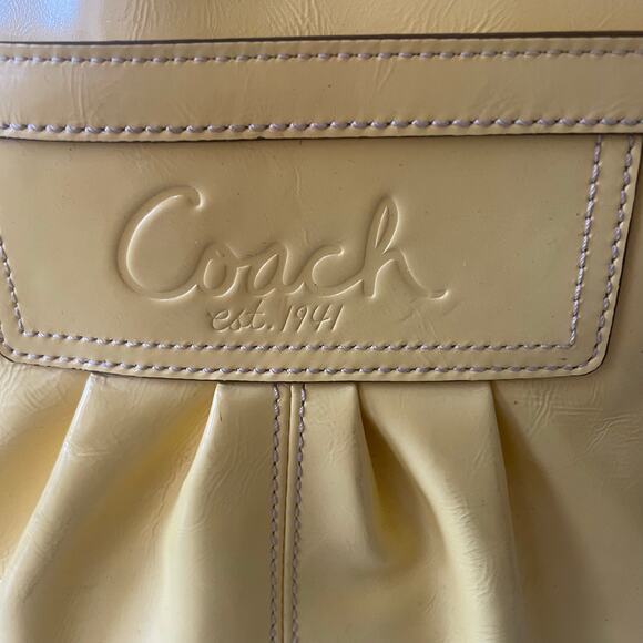 Coach Gallery Tote Yellow Patent Leather Shoulder Bag - Picture 2 of 10